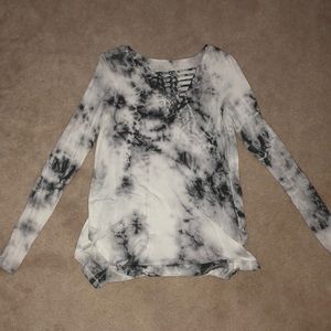 American eagle long sleeve braided v-neck